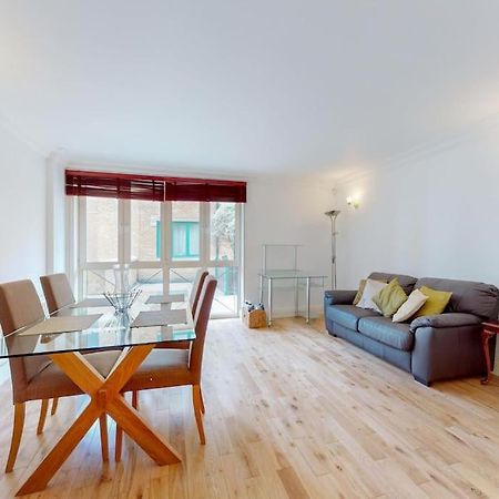 Lovely 1 Bed Apartment - 10 Min To Waterloo Tube 伦敦 外观 照片