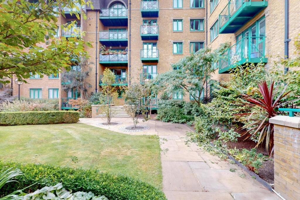 Lovely 1 Bed Apartment - 10 Min To Waterloo Tube 伦敦 外观 照片